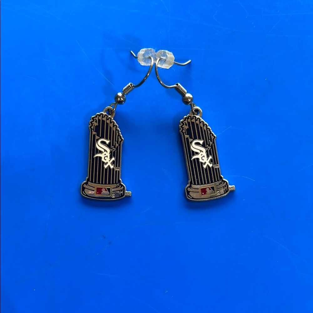 Silver and Black Trophy Earrings